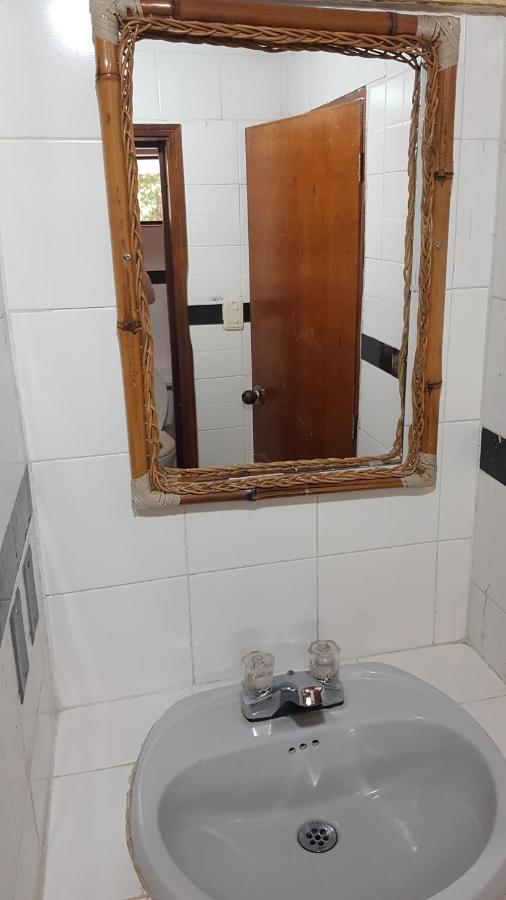 Balneario Chorillano Hotel Villavicencio Bagian luar foto