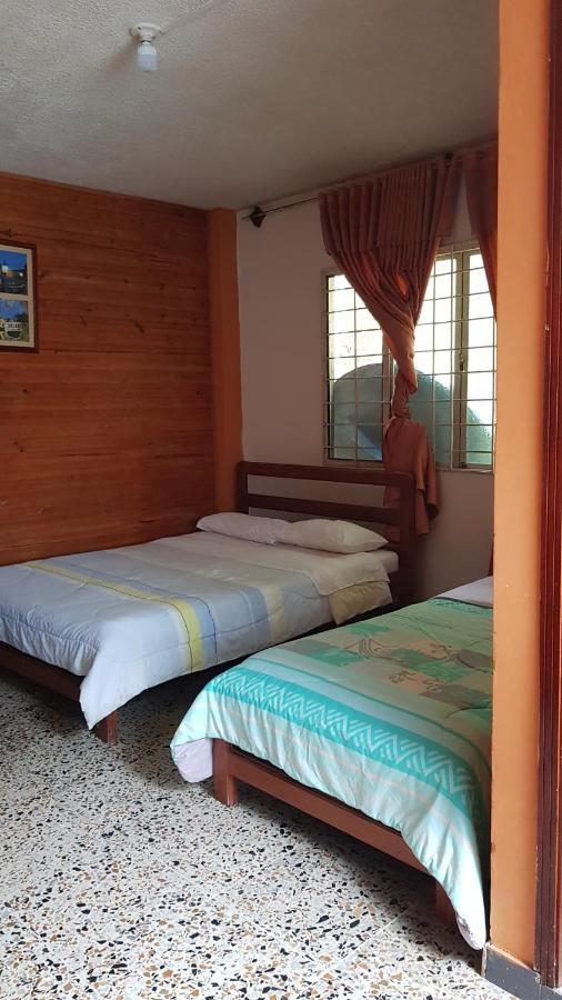 Balneario Chorillano Hotel Villavicencio Bagian luar foto