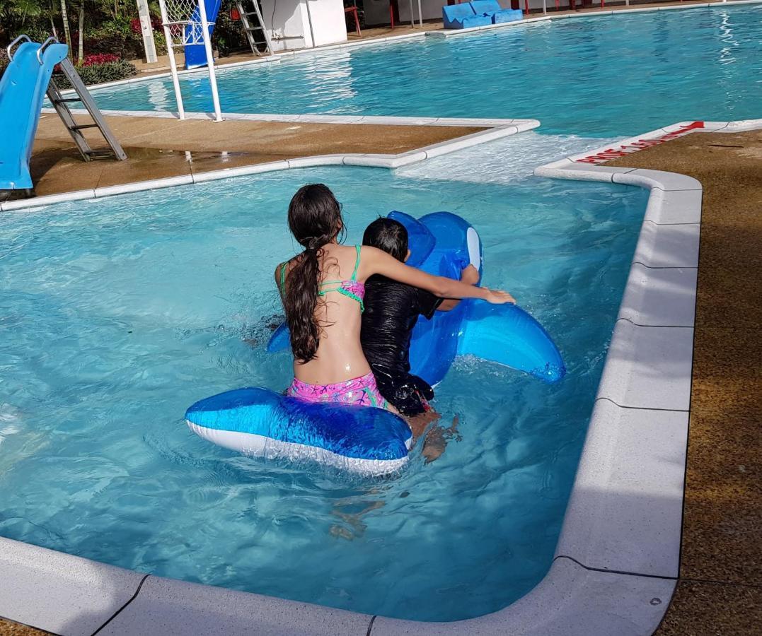 Balneario Chorillano Hotel Villavicencio Bagian luar foto