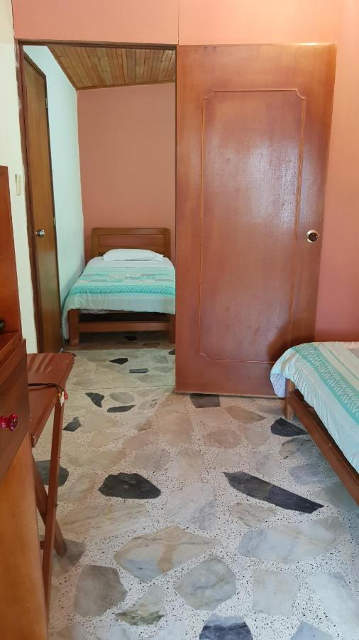 Balneario Chorillano Hotel Villavicencio Bagian luar foto